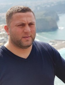 „შენს წონაში უნდა იჭიდაო, გიგილოო, შენს წონაში, იძახე ახლაც იჩუკენეთო“