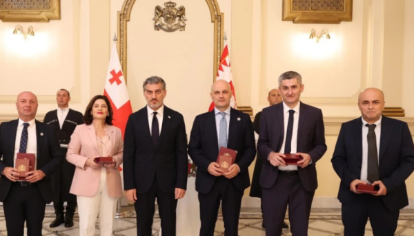 მიხეილ ყაველაშვილმა სტატისტიკის ეროვნული სამსახურის ხუთი თანამშრომელი ღირსების მედლით დააჯილდოვა