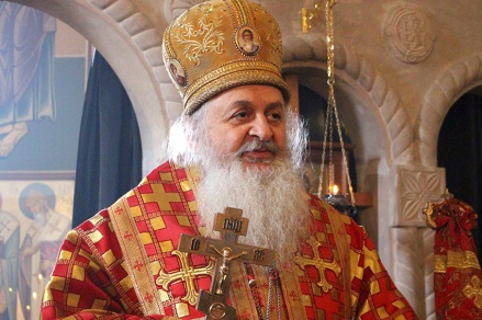 ,,საქართველო ახლა გზაგასაყარზე დგას, აირჩიოს ეშმაკი ან ღვთის გზა'' - მეუფე სპირიდონი